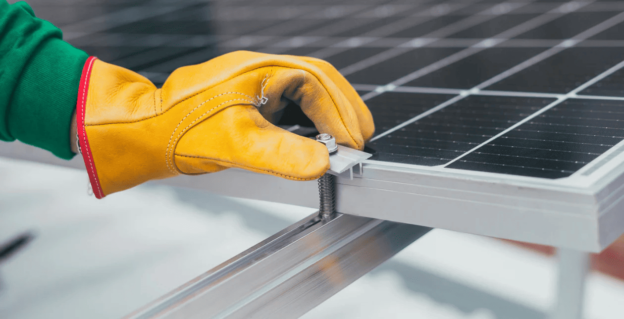 Solar panels maintenance